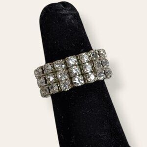 (3/$20) White Rhinestone Stone Stretch Ring